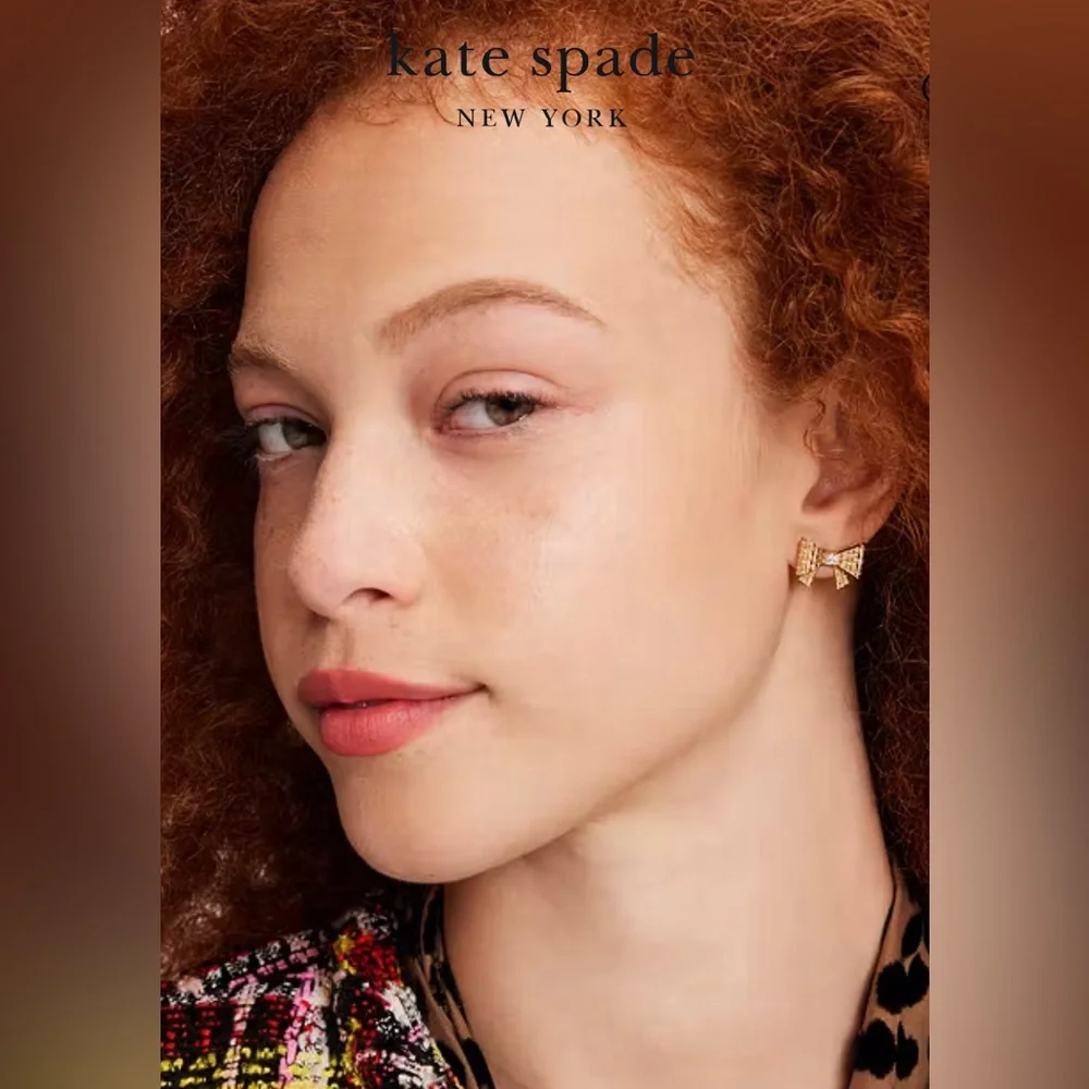 Kate Spade $79 retail Wrapped In A Bow Stud Earrings NEW - Picture 3 of 4